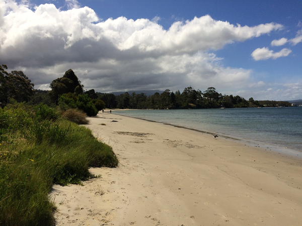 Snug Beach Cabin & Caravan Park